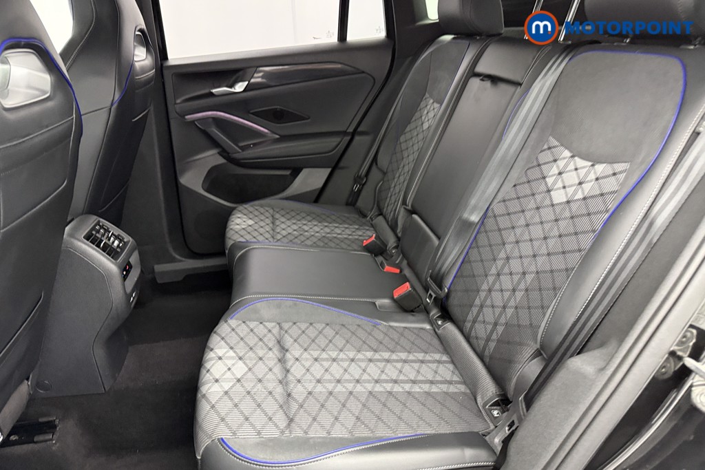 Volkswagen Tiguan R-Line Automatic Petrol Plug-In Hybrid SUV - Stock Number (1579878) - 23rd supplementary image