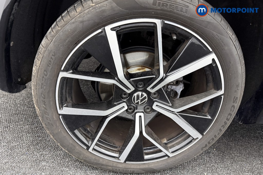 Volkswagen Tiguan R-Line Automatic Diesel SUV - Stock Number (1579885) - 31st supplementary image
