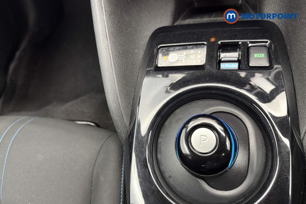 Nissan Leaf N-Connecta Automatic Electric Hatchback - Stock Number (1580299) - 10th supplementary image