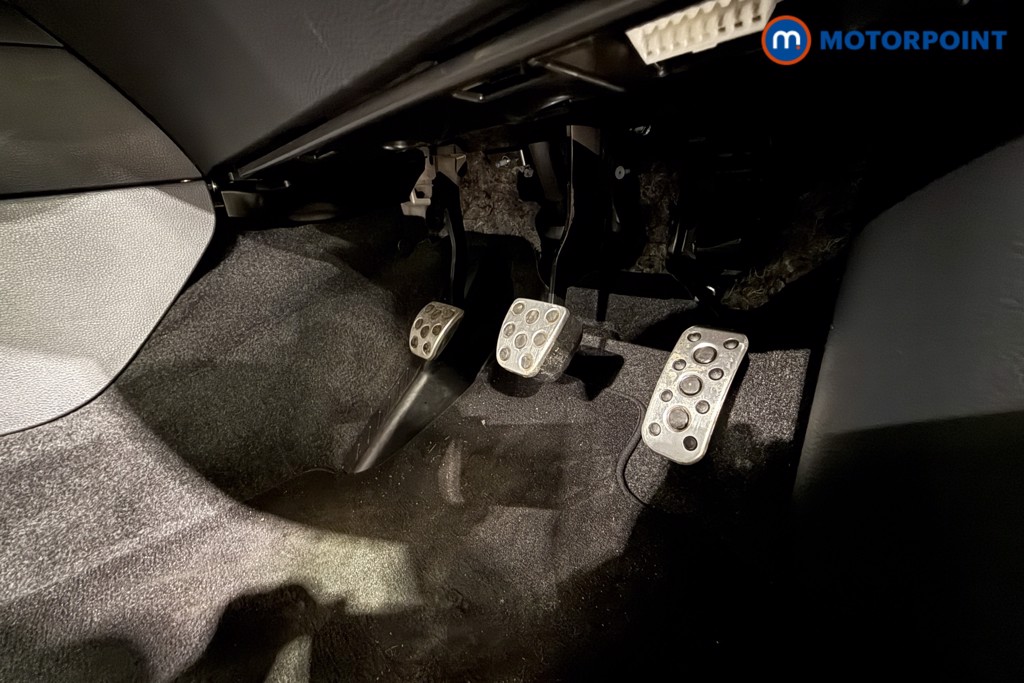 Toyota Gr Yaris 1.6 3Dr Awd Circuit Pack Manual Petrol Hatchback - Stock Number (1580383) - 15th supplementary image