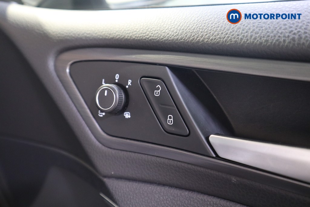 Volkswagen Golf Match Edition Manual Petrol Hatchback - Stock Number (1580598) - 10th supplementary image