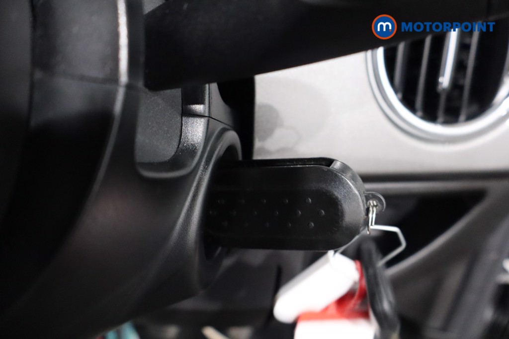Fiat 500 Dolcevita Manual Petrol-Electric Hybrid Hatchback - Stock Number (1580627) - 13th supplementary image