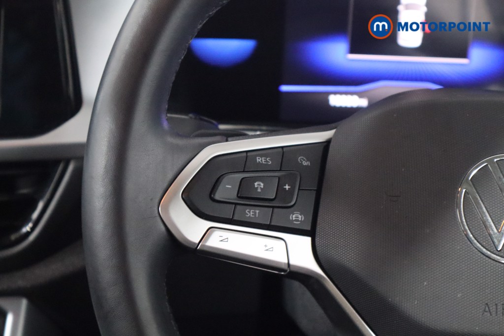 Volkswagen T-Roc Life Automatic Petrol SUV - Stock Number (1580884) - 7th supplementary image