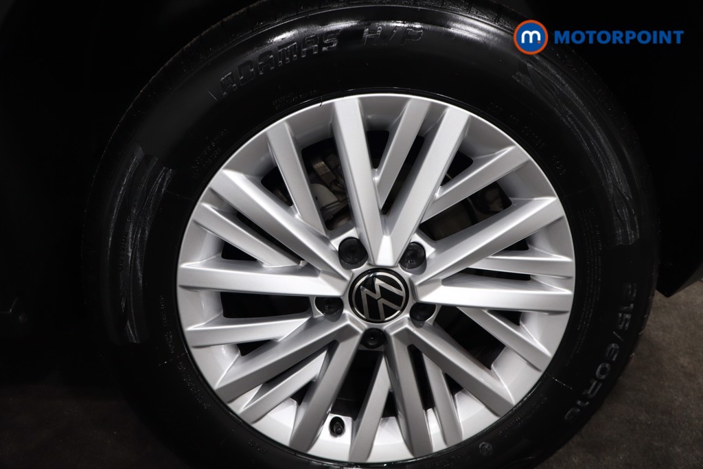 Volkswagen T-Roc Life Automatic Petrol SUV - Stock Number (1580884) - 12th supplementary image