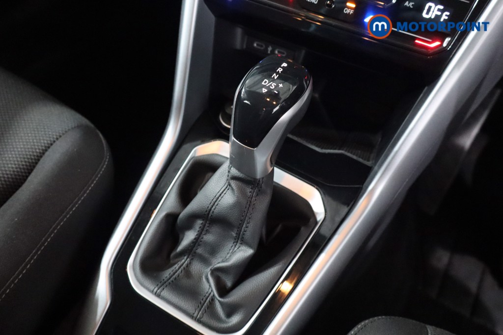 Volkswagen T-Roc Life Automatic Petrol SUV - Stock Number (1580884) - 14th supplementary image