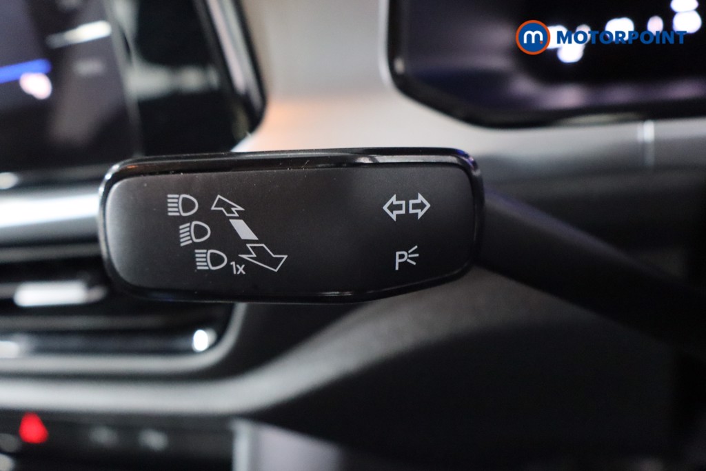 Volkswagen T-Roc Life Automatic Petrol SUV - Stock Number (1580884) - 19th supplementary image