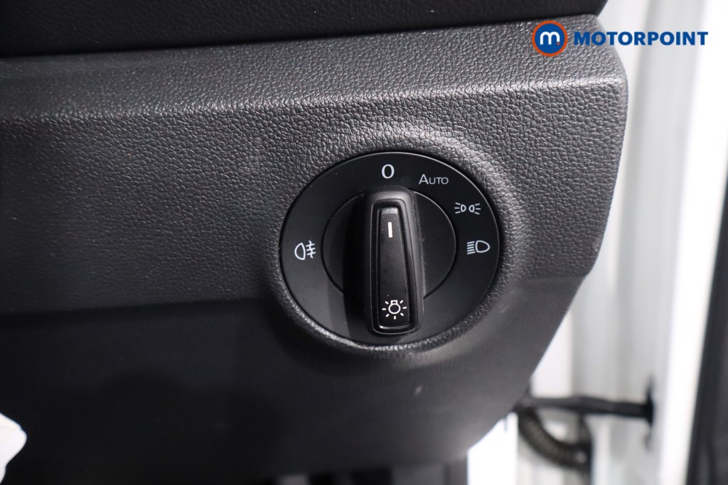 Volkswagen T-Roc Life Automatic Petrol SUV - Stock Number (1580884) - 20th supplementary image