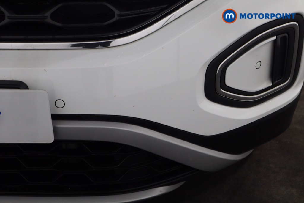 Volkswagen T-Roc Life Automatic Petrol SUV - Stock Number (1580884) - 28th supplementary image