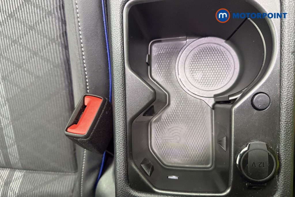 Volkswagen Golf Black Edition Manual Petrol Hatchback - Stock Number (1580965) - 18th supplementary image