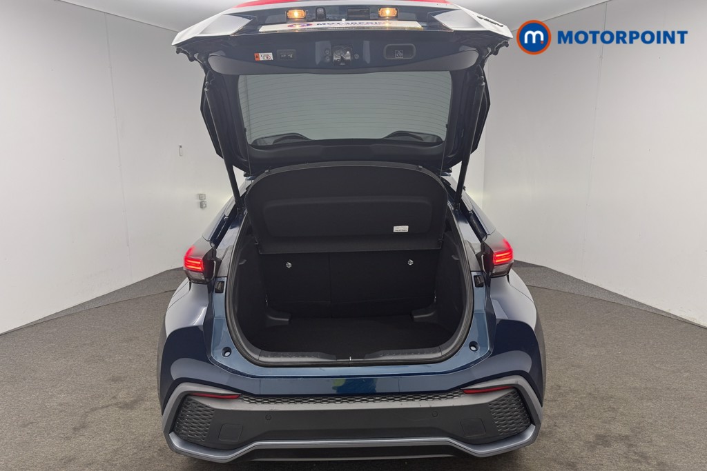 Toyota C-Hr Design Automatic Petrol-Electric Hybrid SUV - Stock Number (1581003) - 9th supplementary image