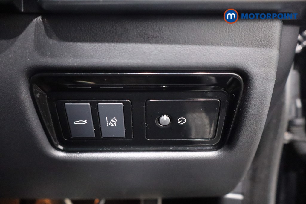 Jaguar XE R-Sport Automatic Petrol Saloon - Stock Number (1581149) - 26th supplementary image