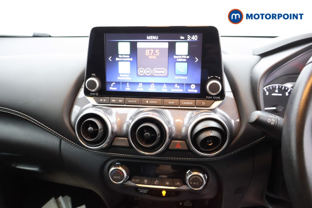 Nissan Juke N-Connecta Automatic Petrol SUV - Stock Number (1581335) - 5th supplementary image