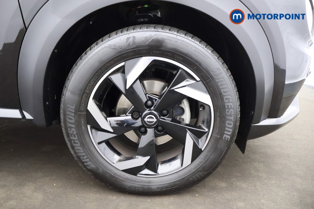 Nissan Juke N-Connecta Automatic Petrol SUV - Stock Number (1581335) - 17th supplementary image