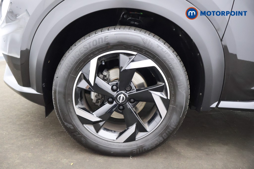 Nissan Juke N-Connecta Automatic Petrol SUV - Stock Number (1581335) - 18th supplementary image