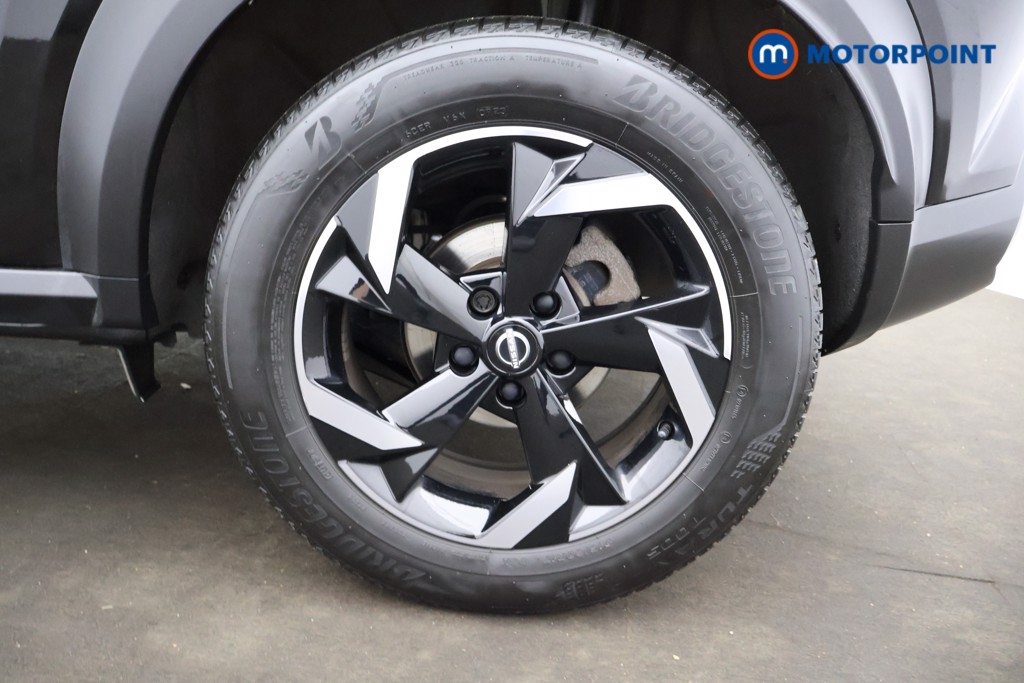 Nissan Juke N-Connecta Automatic Petrol SUV - Stock Number (1581335) - 19th supplementary image