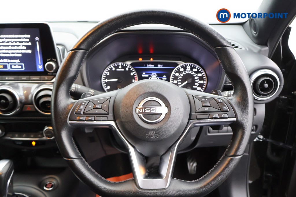 Nissan Juke N-Connecta Automatic Petrol SUV - Stock Number (1581335) - 1st supplementary image