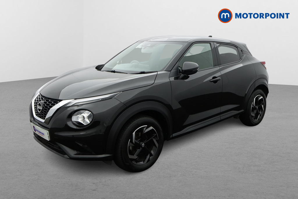 Nissan Juke N-Connecta Automatic Petrol SUV - Stock Number (1581335) - Passenger side front corner