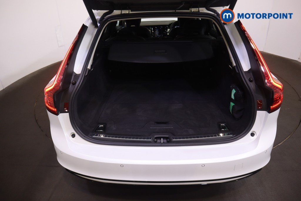 Volvo V90 Plus Automatic Diesel Estate - Stock Number (1581428) - 8th supplementary image