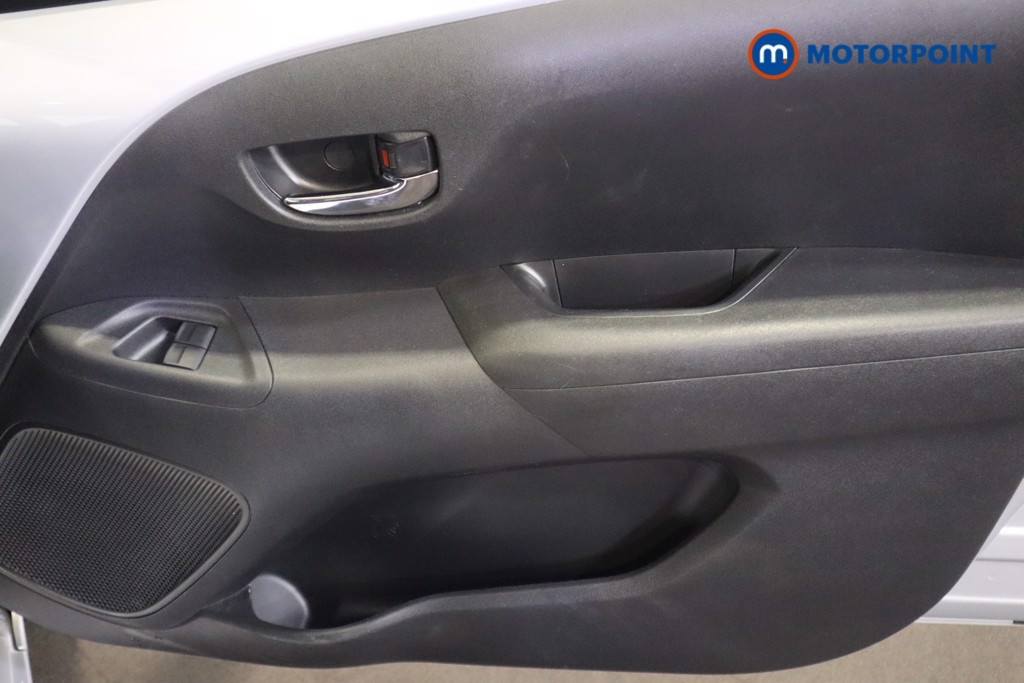 Toyota Aygo X-Trend Manual Petrol Hatchback - Stock Number (1581431) - 13th supplementary image