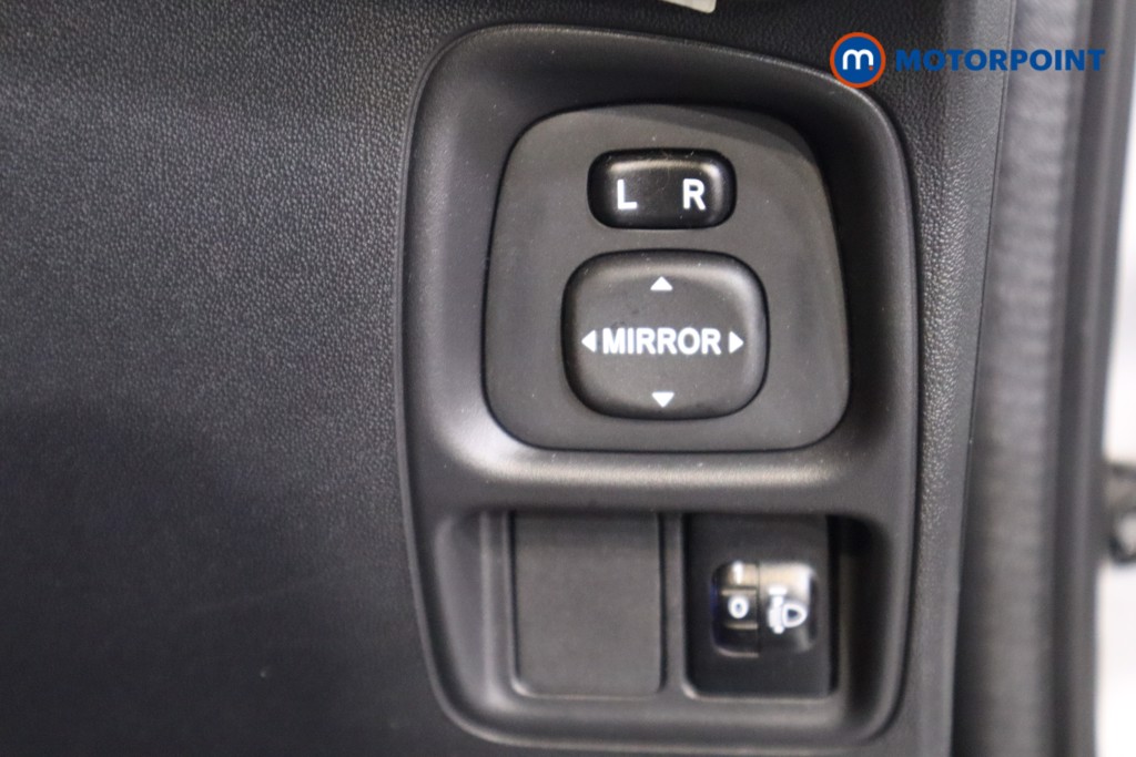 Toyota Aygo X-Trend Manual Petrol Hatchback - Stock Number (1581431) - 16th supplementary image