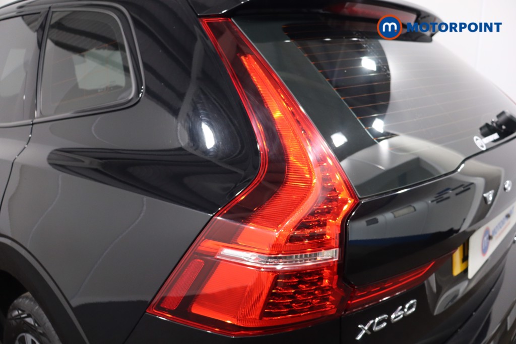 Volvo Xc60 Plus Automatic Petrol SUV - Stock Number (1581554) - 32nd supplementary image