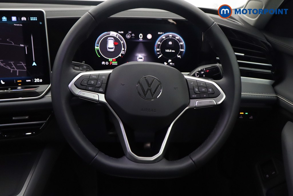 Volkswagen Passat Life Automatic Petrol Plug-In Hybrid Estate - Stock Number (1581696) - 3rd supplementary image