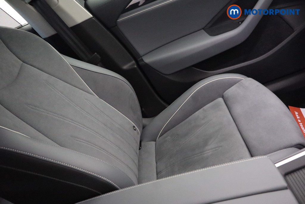 Volkswagen Passat Life Automatic Petrol Plug-In Hybrid Estate - Stock Number (1581696) - 16th supplementary image