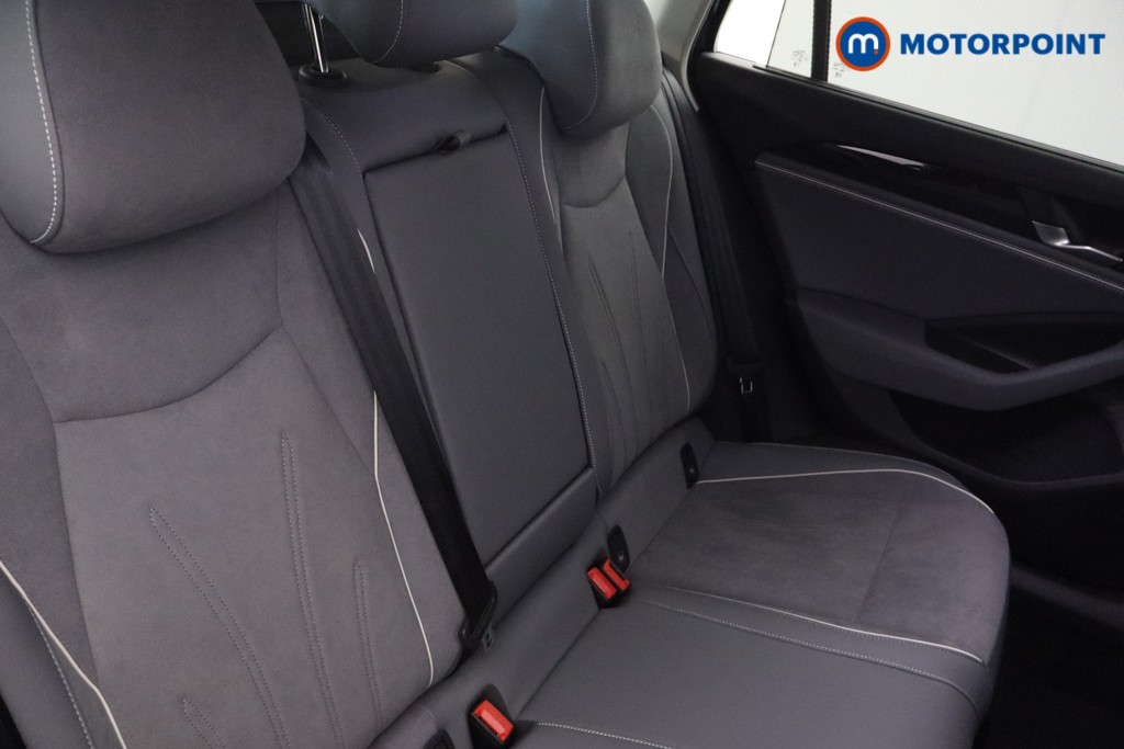 Volkswagen Passat Life Automatic Petrol Plug-In Hybrid Estate - Stock Number (1581696) - 23rd supplementary image