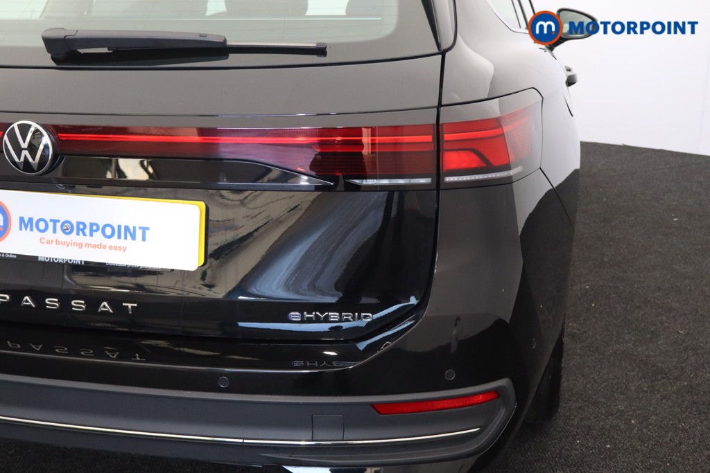 Volkswagen Passat Life Automatic Petrol Plug-In Hybrid Estate - Stock Number (1581696) - 34th supplementary image