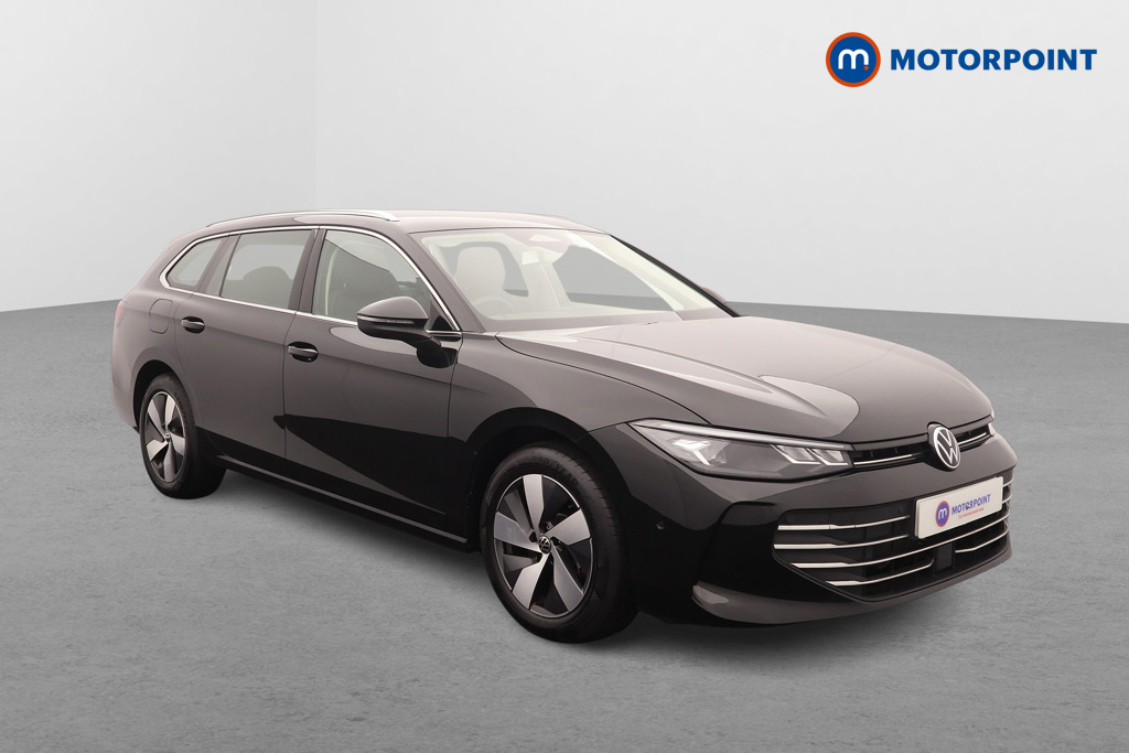 Volkswagen Passat Life Automatic Petrol Plug-In Hybrid Estate - Stock Number (1581696) - Drivers side front corner