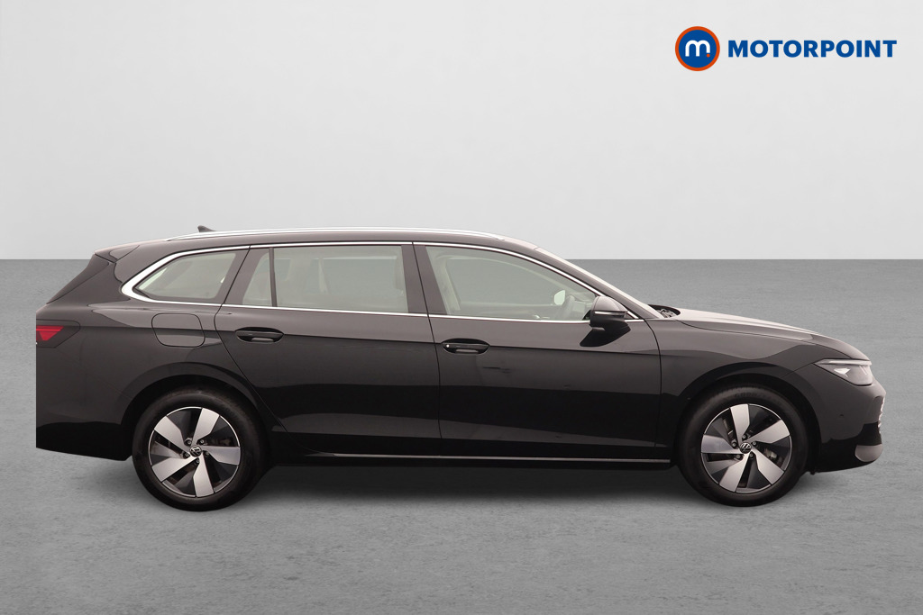 Volkswagen Passat Life Automatic Petrol Plug-In Hybrid Estate - Stock Number (1581696) - Drivers side
