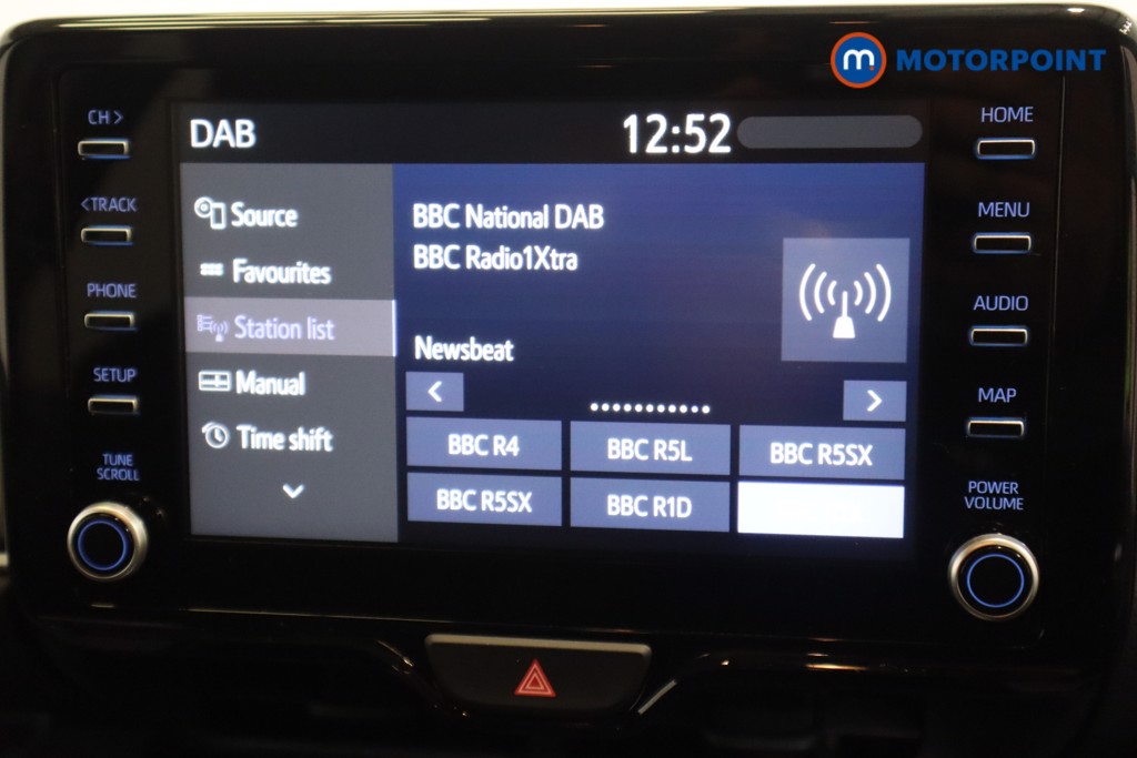 Toyota Yaris Design Automatic Petrol-Electric Hybrid Hatchback - Stock Number (1581768) - 19th supplementary image