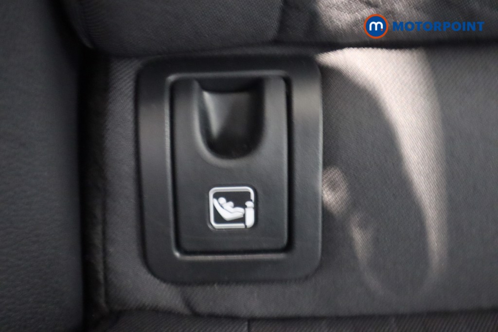 Toyota Yaris Design Automatic Petrol-Electric Hybrid Hatchback - Stock Number (1581768) - 25th supplementary image