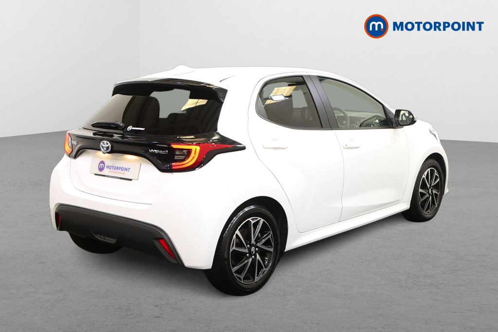 Toyota Yaris Design Automatic Petrol-Electric Hybrid Hatchback - Stock Number (1581768) - Drivers side rear corner