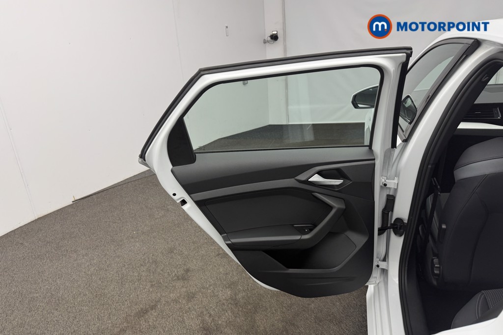 Audi A1 S Line Manual Petrol Hatchback - Stock Number (1581833) - 6th supplementary image