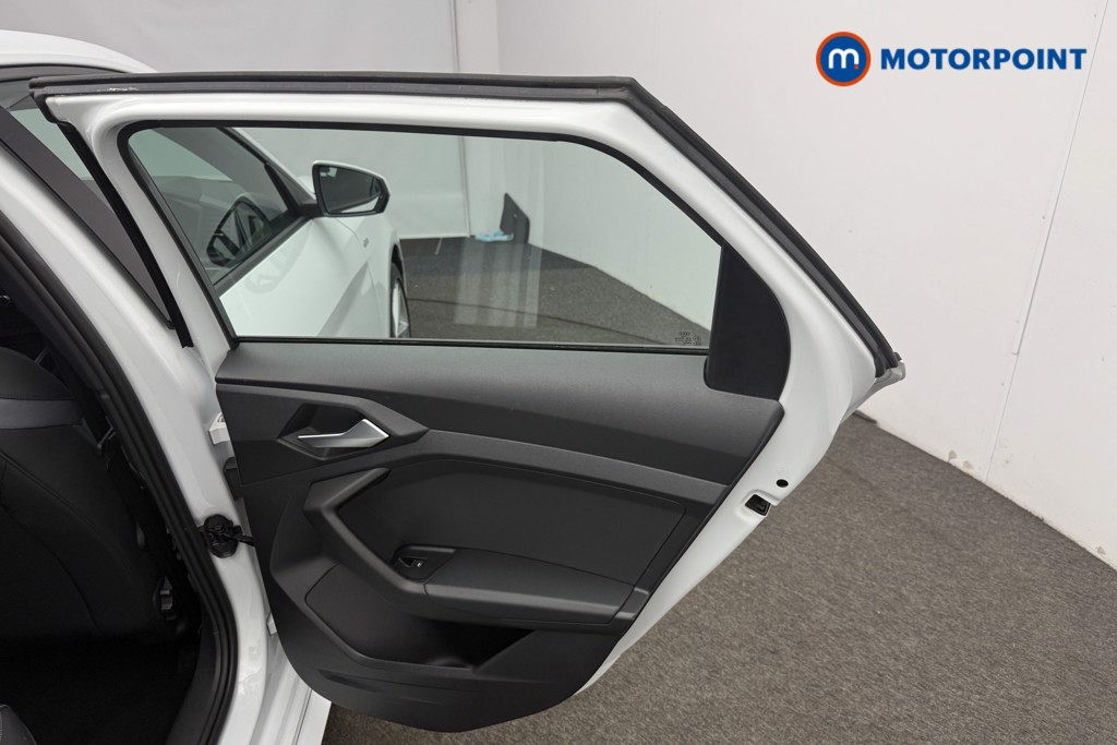 Audi A1 S Line Manual Petrol Hatchback - Stock Number (1581833) - 13th supplementary image