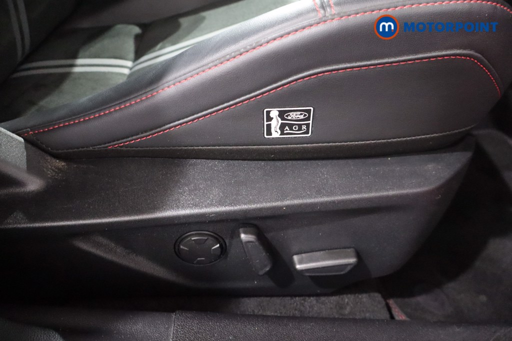 Ford Focus ST Manual Petrol Estate - Stock Number (1581904) - 22nd supplementary image
