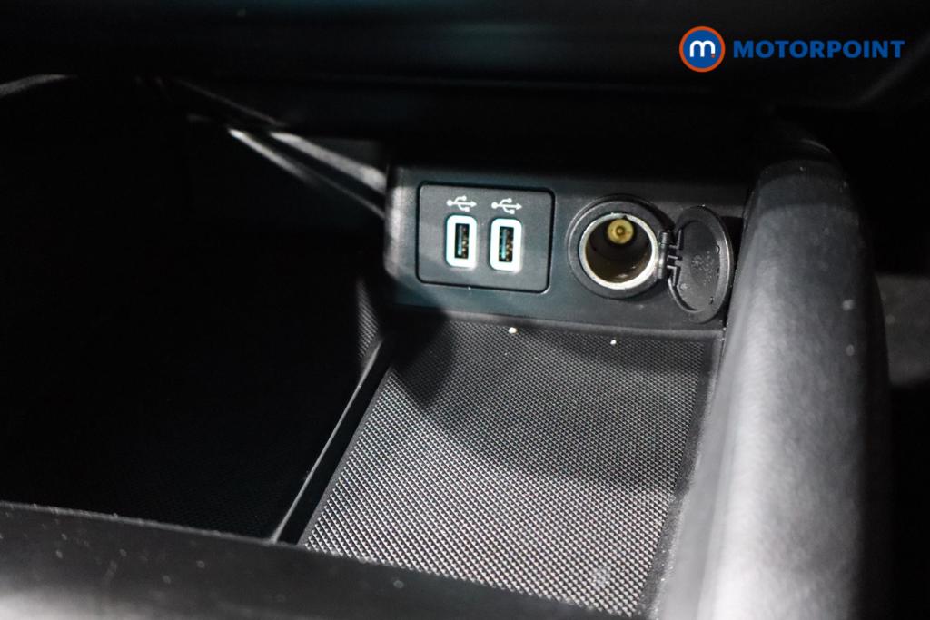 Ford Focus St-Line X Edition Manual Diesel Hatchback - Stock Number (1581950) - 5th supplementary image
