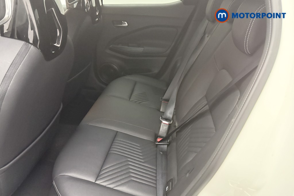 Nissan Juke Tekna Manual Petrol SUV - Stock Number (1581965) - 2nd supplementary image