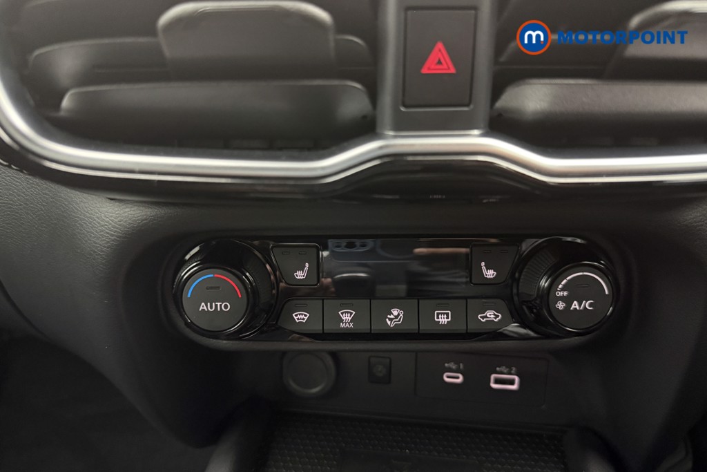 Nissan Juke Tekna Manual Petrol SUV - Stock Number (1581965) - 10th supplementary image