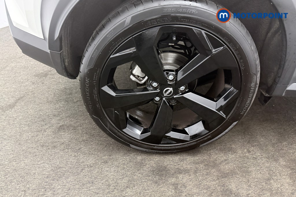Nissan Juke Tekna Manual Petrol SUV - Stock Number (1581965) - 20th supplementary image