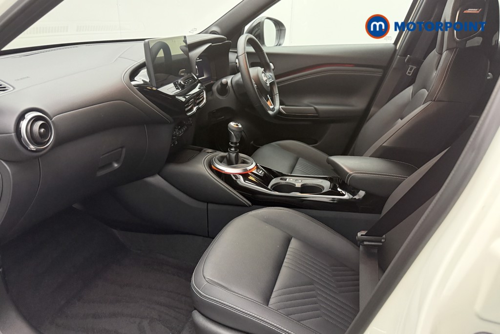 Nissan Juke Tekna Manual Petrol SUV - Stock Number (1581965) - 1st supplementary image