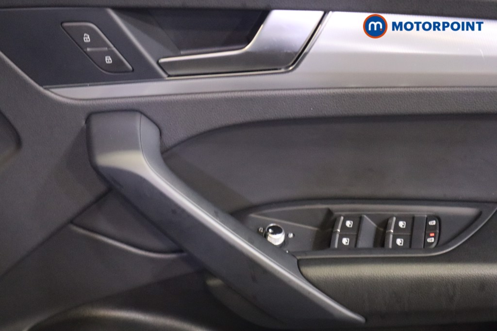 Audi Q5 Sport Automatic Petrol SUV - Stock Number (1582369) - 14th supplementary image