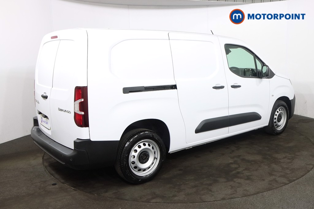 Citroen Berlingo Enterprise Manual Diesel Crew Bus - Stock Number (1582785) - Passenger side front corner