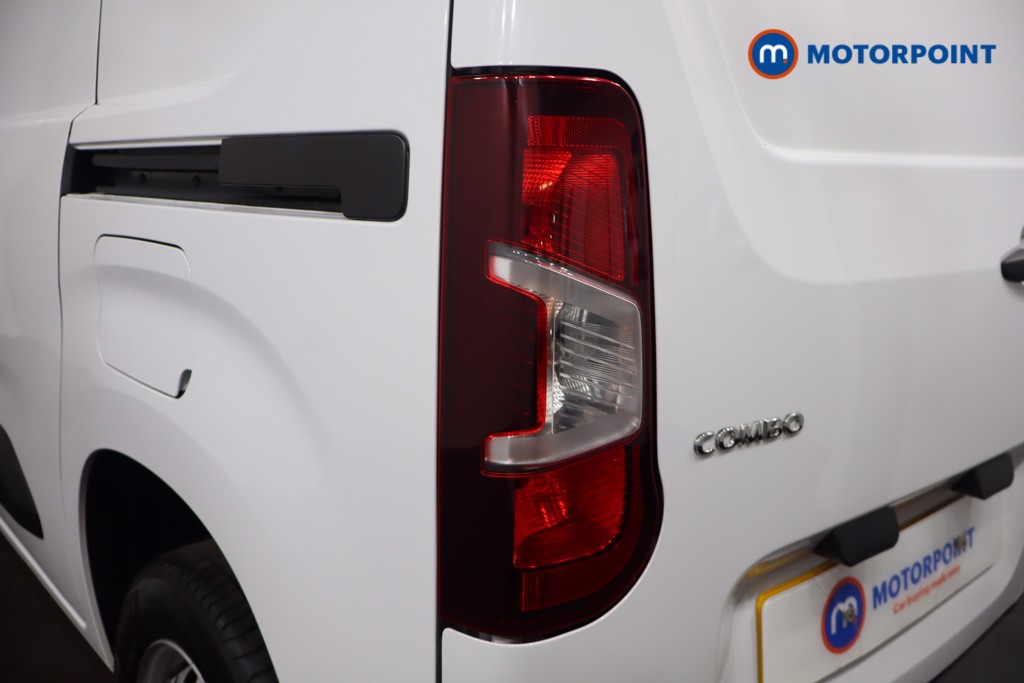 Vauxhall Combo Cargo Prime Manual Diesel Panel Van - Stock Number (1570508) - 30th supplementary image