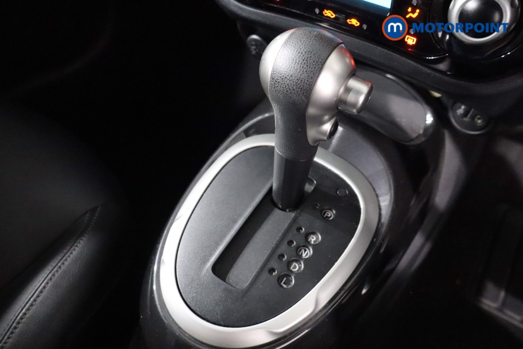 Nissan Juke Tekna Automatic Petrol SUV - Stock Number (1571606) - 14th supplementary image