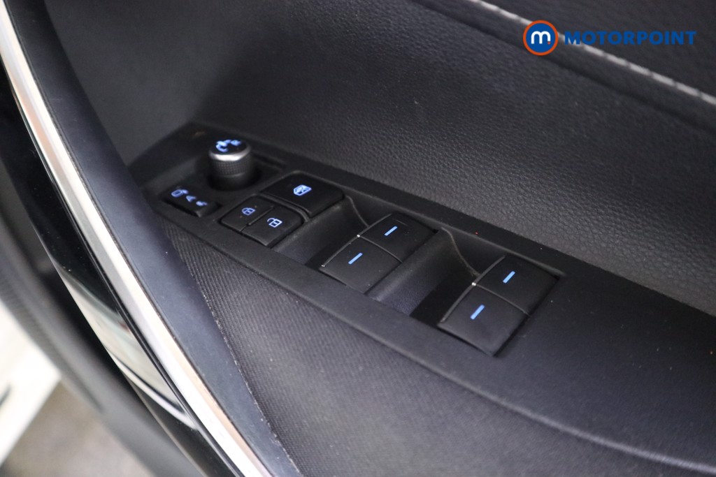 Toyota Corolla Gr Sport Automatic Petrol-Electric Hybrid Hatchback - Stock Number (1574330) - 10th supplementary image