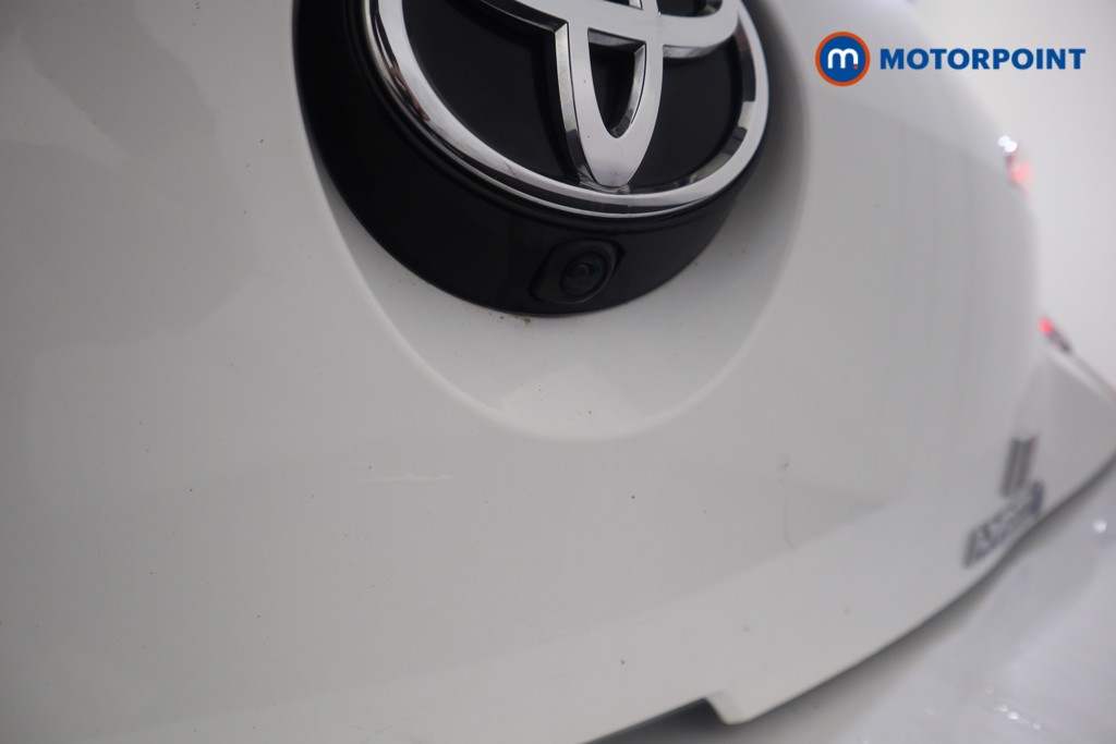 Toyota Corolla Gr Sport Automatic Petrol-Electric Hybrid Hatchback - Stock Number (1574330) - 19th supplementary image