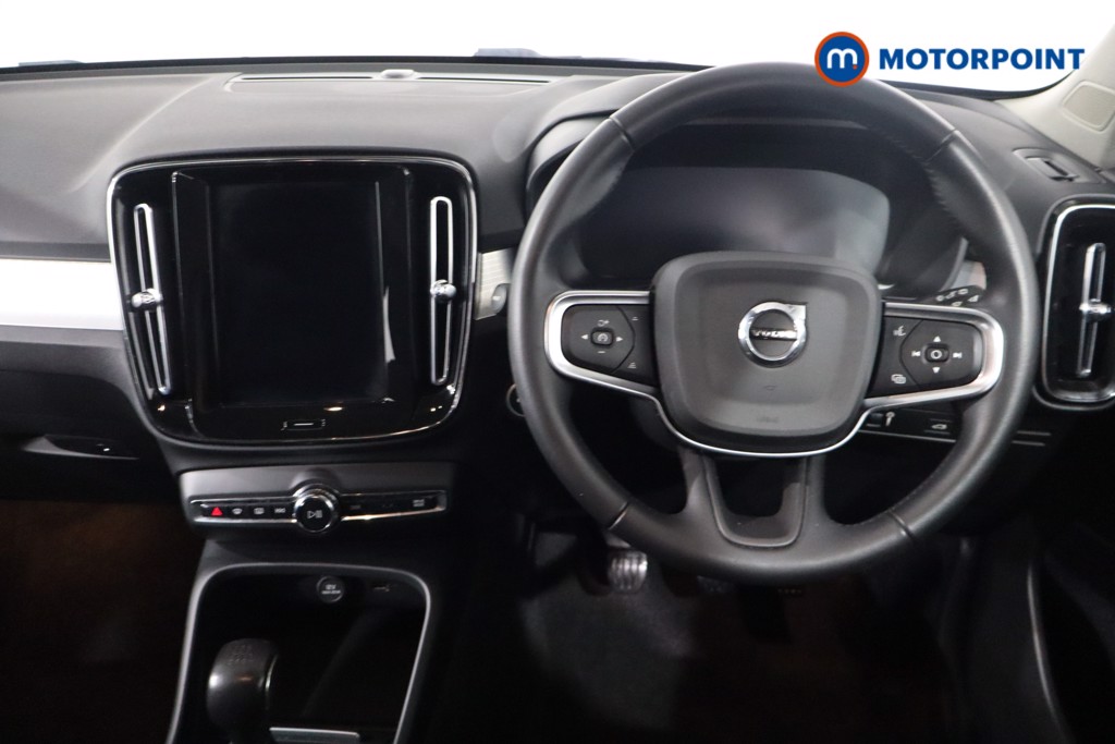 Volvo Xc40 Momentum Manual Petrol SUV - Stock Number (1575231) - 3rd supplementary image