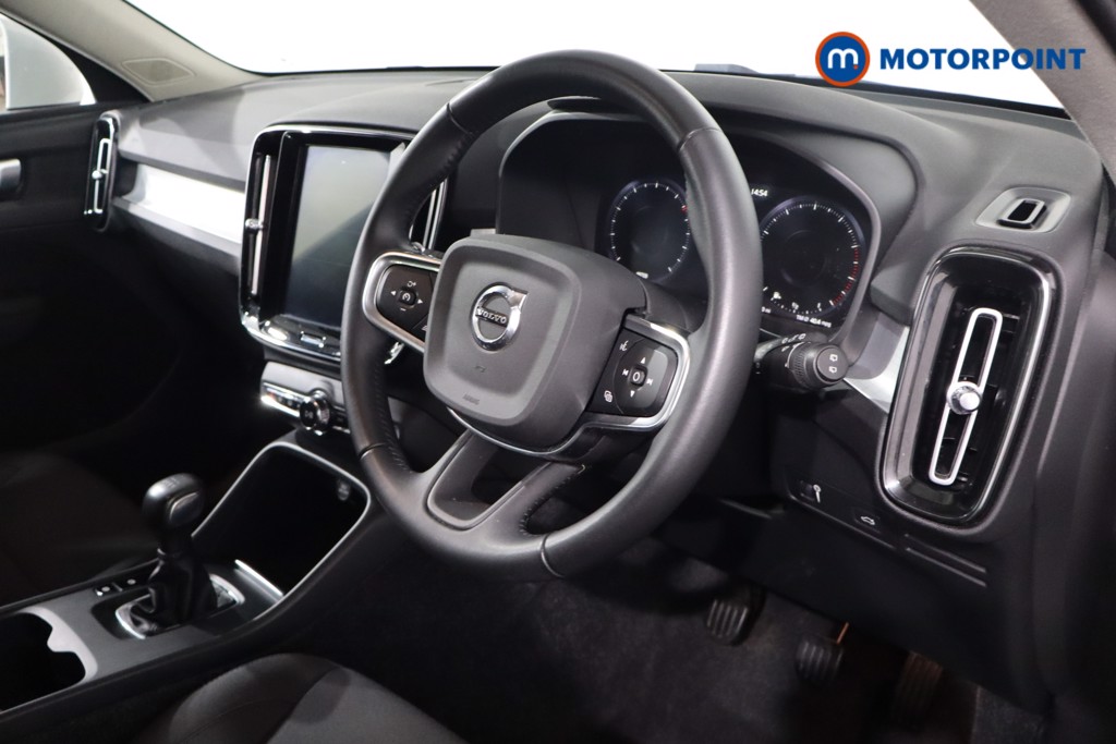 Volvo Xc40 Momentum Manual Petrol SUV - Stock Number (1575231) - 24th supplementary image